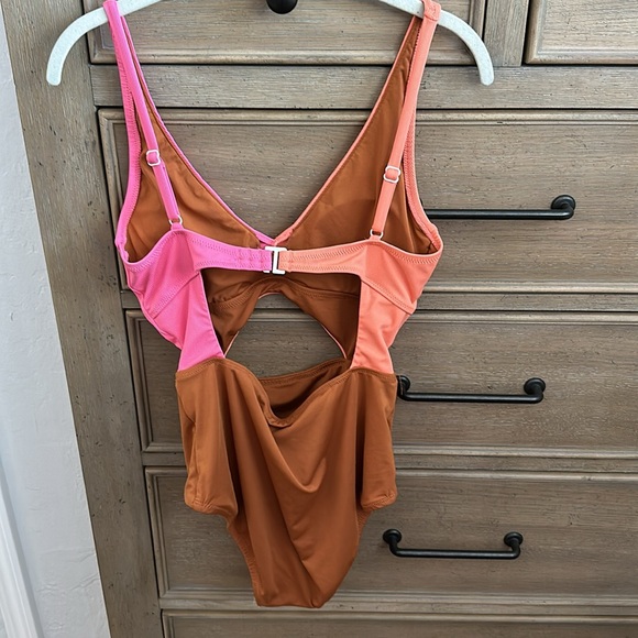 NTW Sanctuary Swim Colorblock Suit - Picture 4 of 4